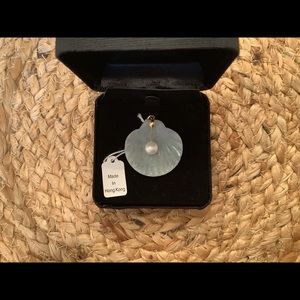14K Gold and Jade Seashell Pendant with Pearl